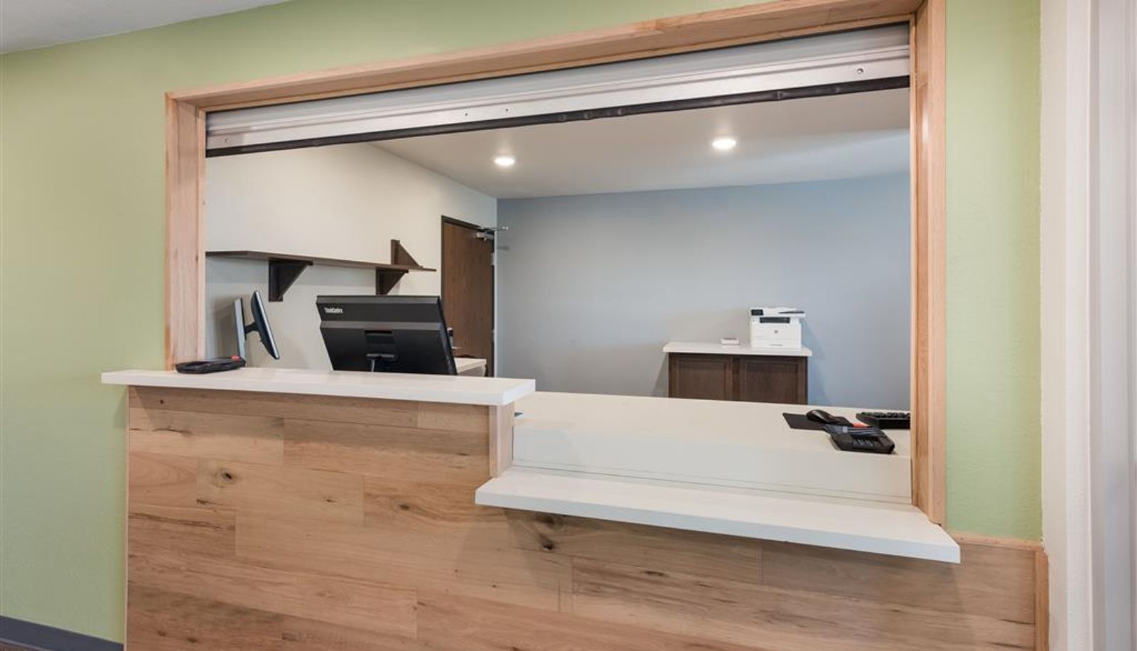 Hall - WoodSpring Suites Dayton North