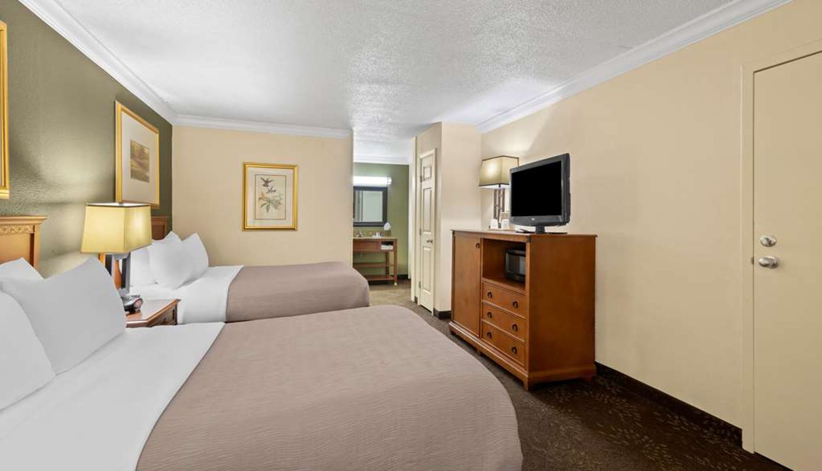 Camera - Quality Inn Morgan City
