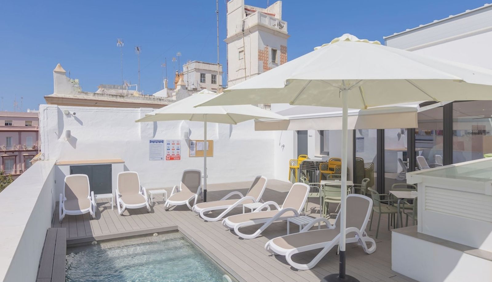 Piscina - Soho Boutique Columela