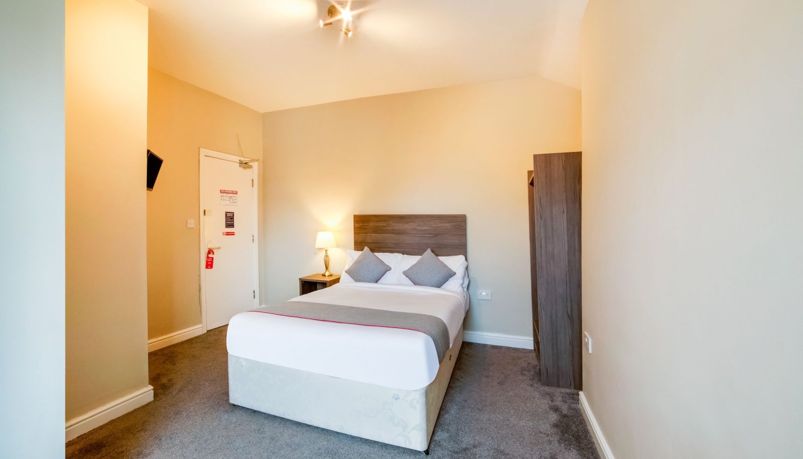 Camera - OYO Tequila and Dunlin Rooms