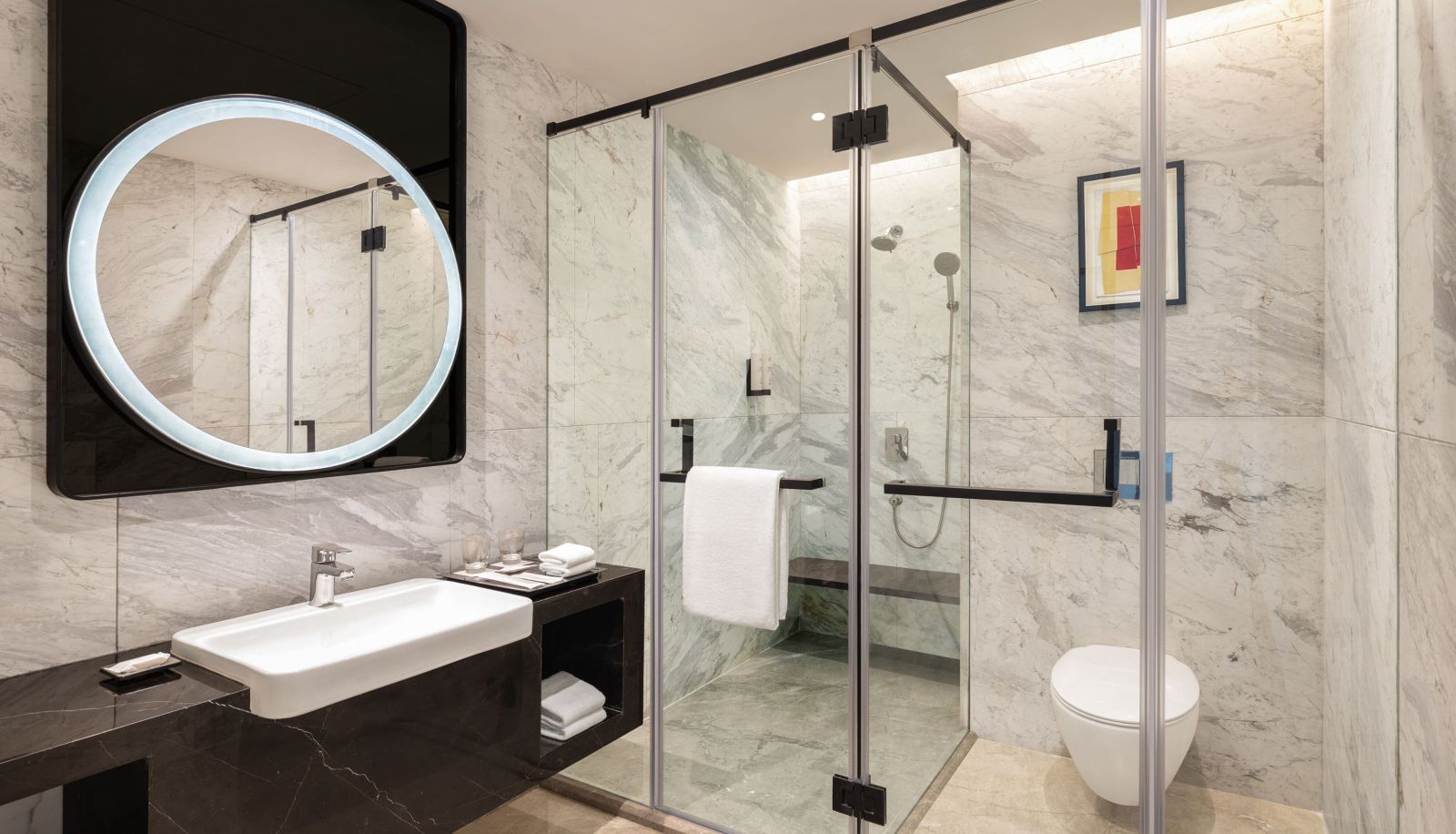 Zimmer - Fairfield by Marriott Mumbai International Airport