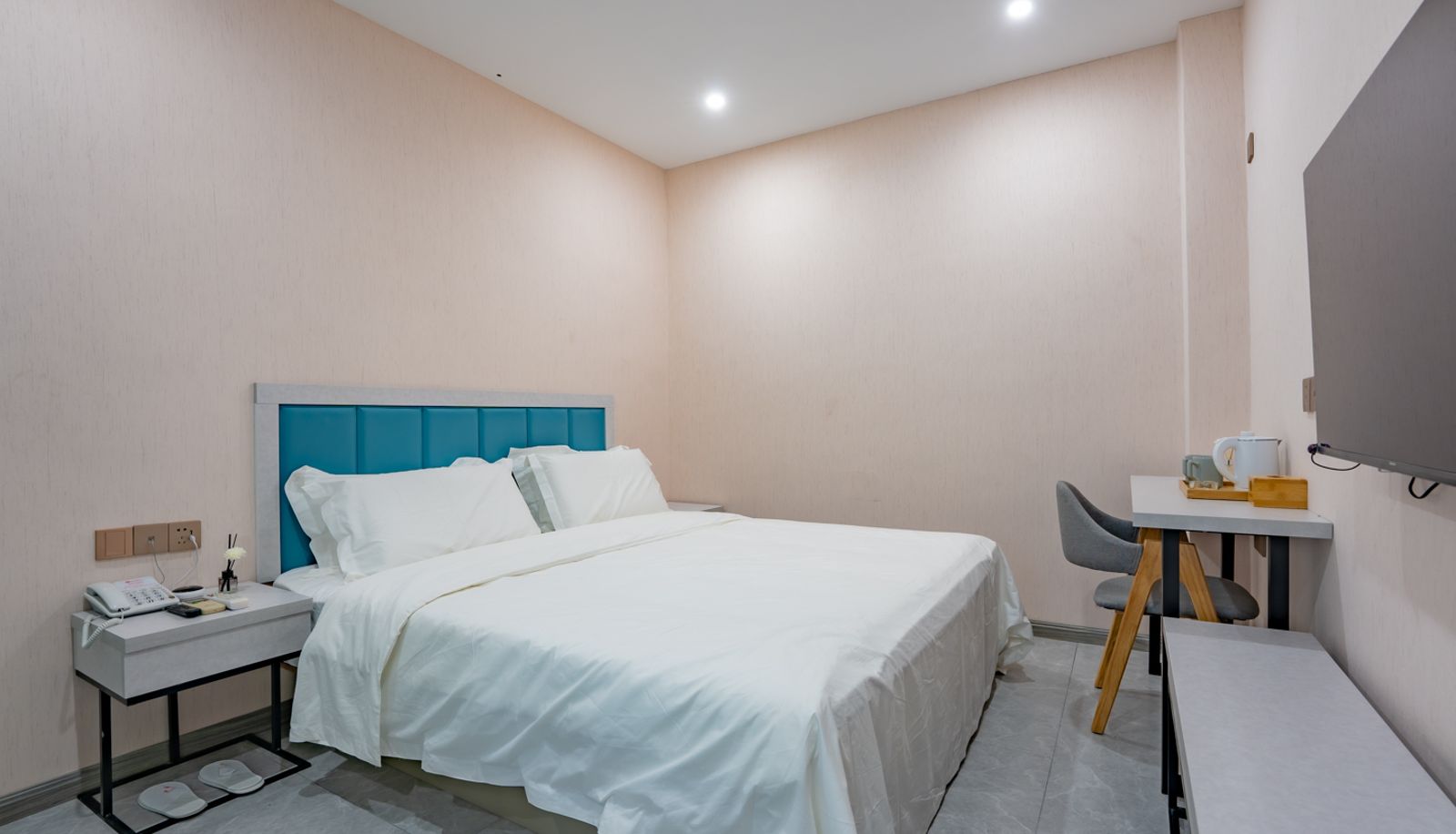 Camera - Yilai Daqing new village Jingliu Street Hotel