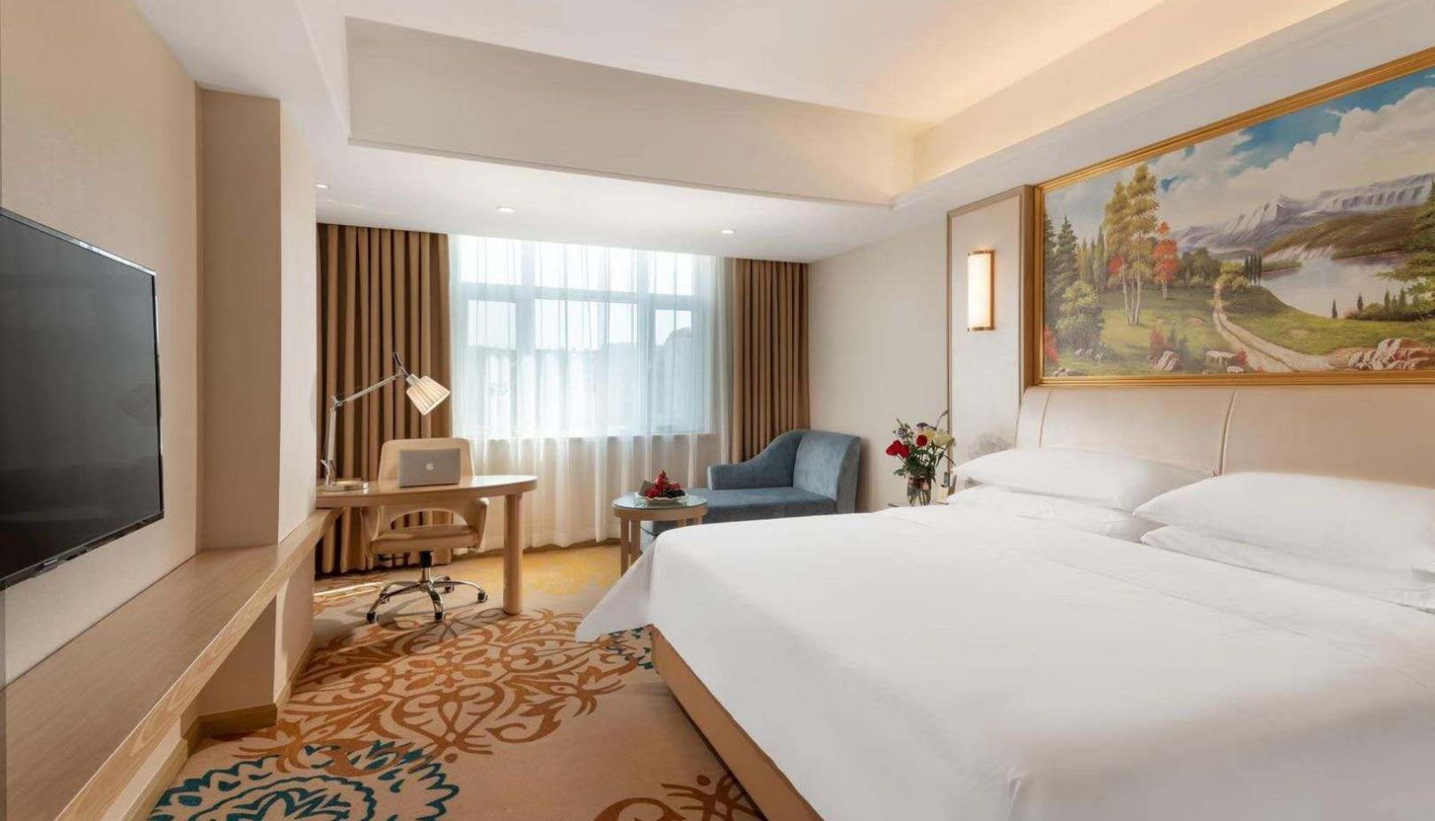 Kamer - Vienna International Hotel Urumqi International Ai