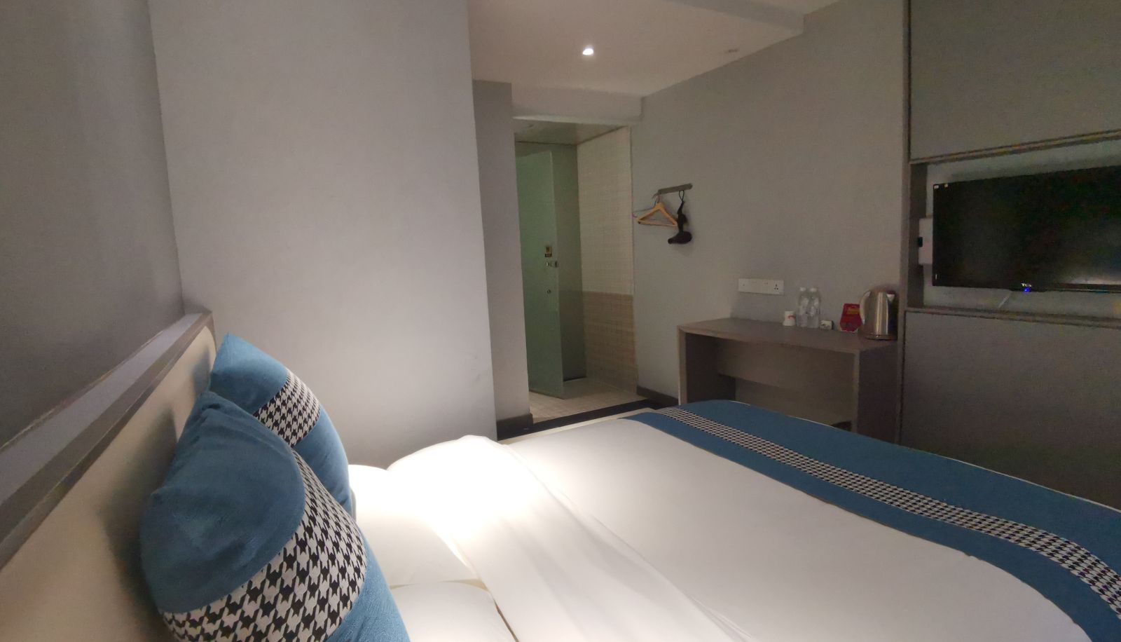Camera - Yilai Baiyun Park Hotel