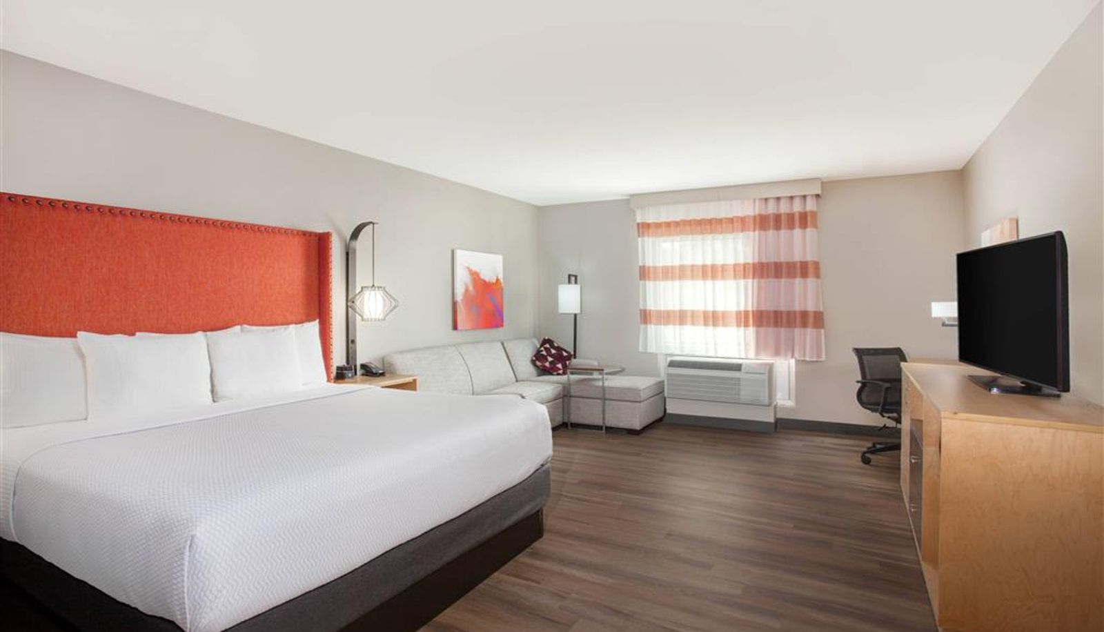 Zimmer - La Quinta Inn & Suites by Wyndham Madera