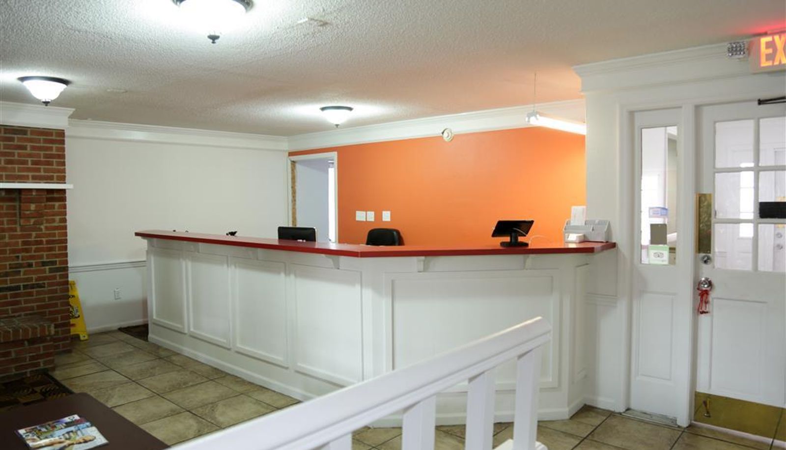 Lobby - OH Motel 6 Dayton