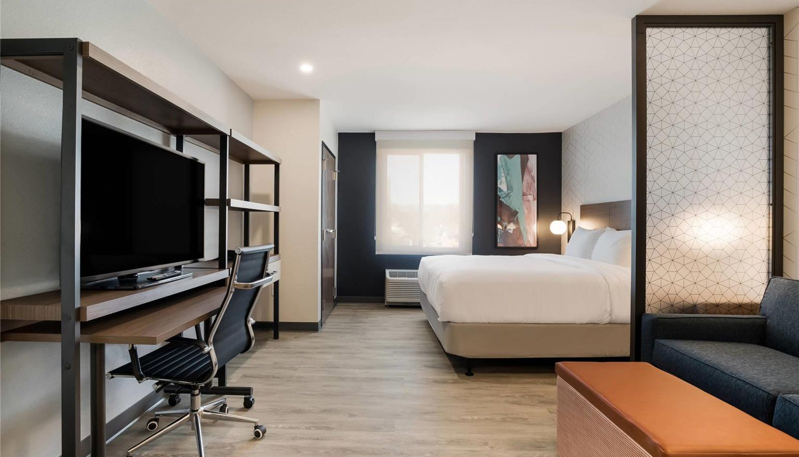 Zimmer - Everhome Suites Corona
