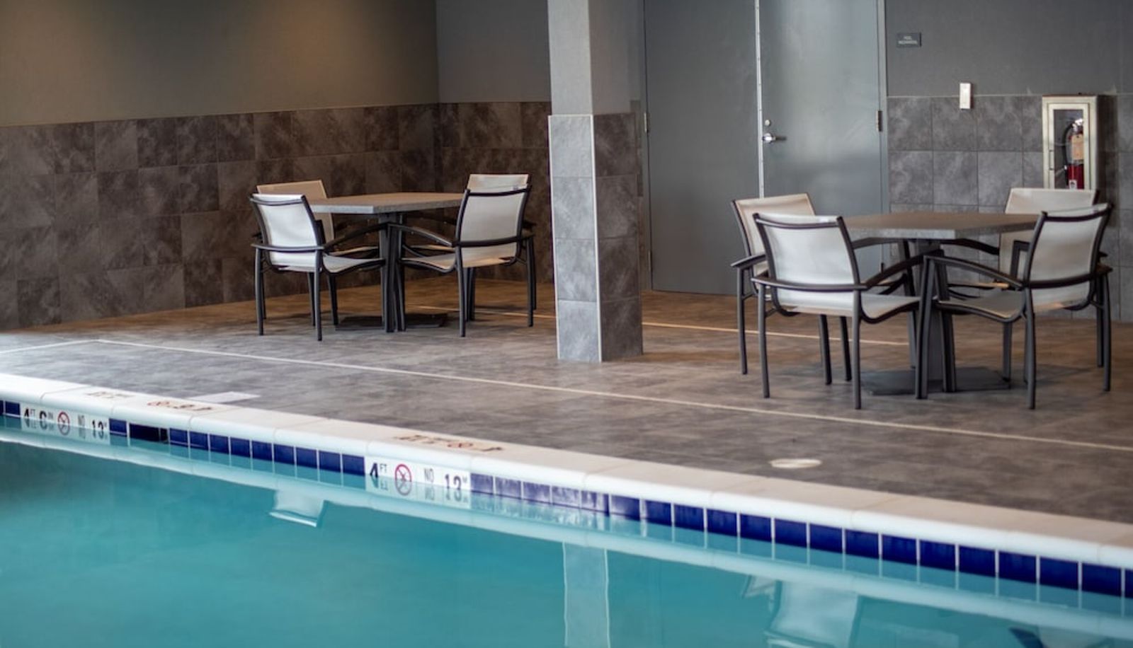 Pool - Hyatt Place Des Moines/Altoona