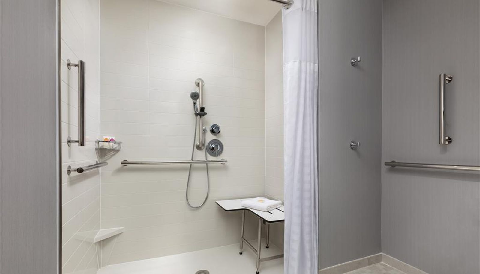 Room - Hyatt Place National Harbor