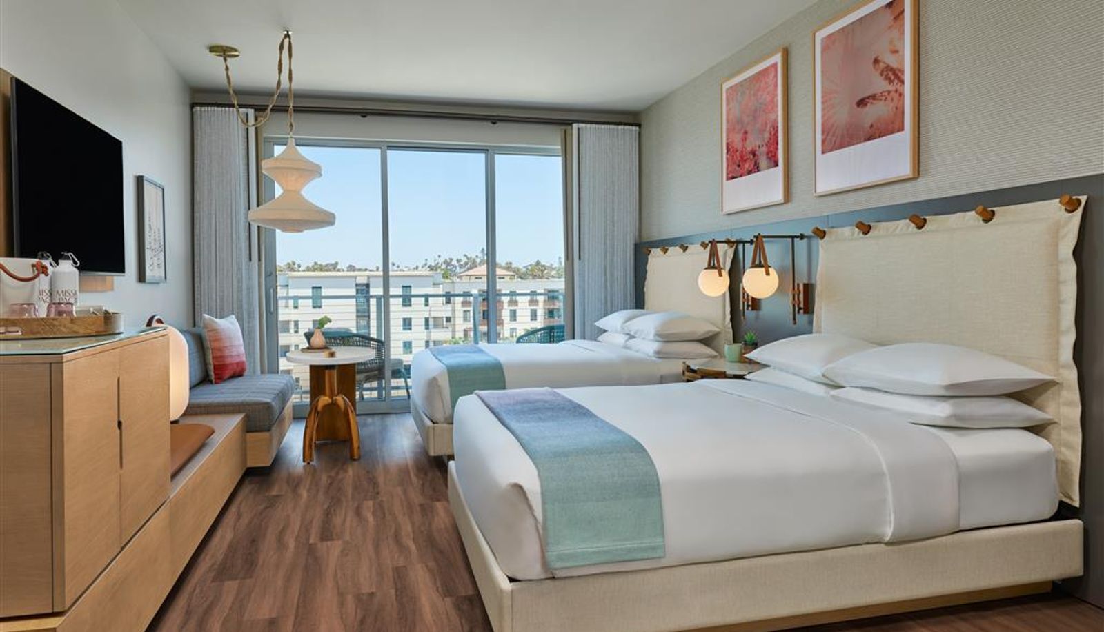 Zimmer - Mission Pacific Beach Resort part of JdV by Hyatt