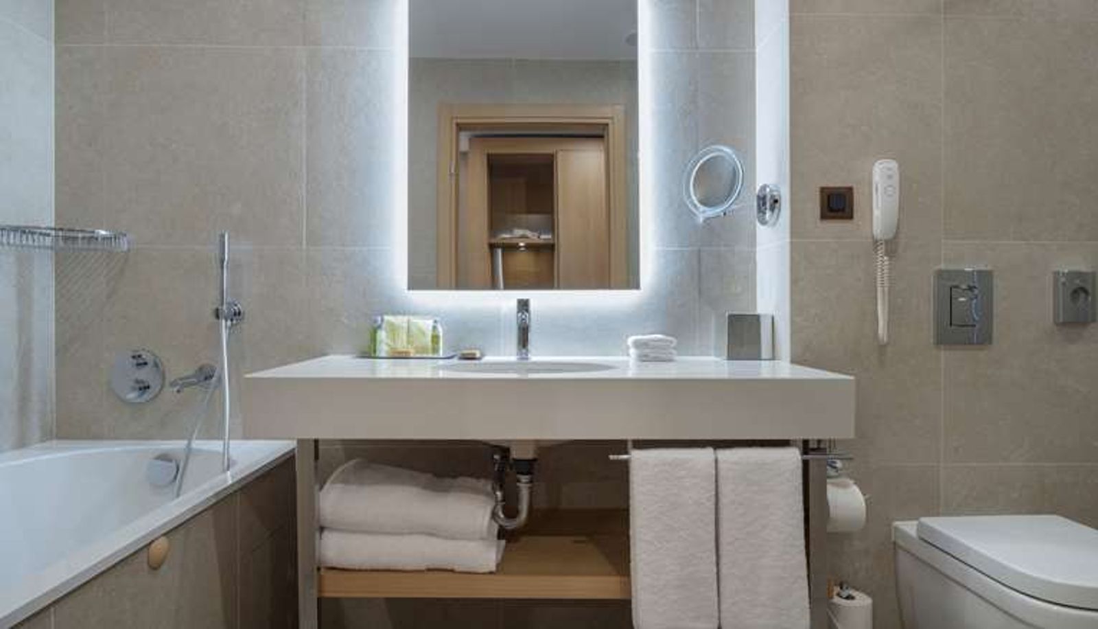 Habitación - DoubleTree by Hilton Plovdiv Center