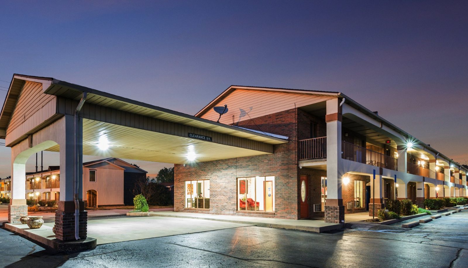 Info - Red Roof Inn Vincennes