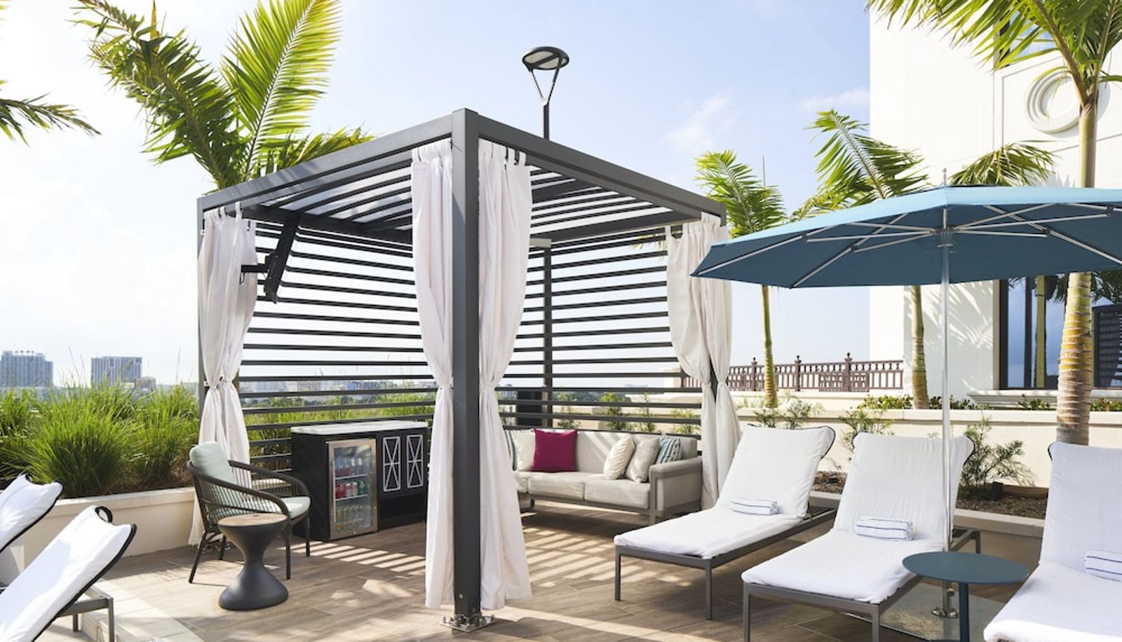 Pool - Loews Coral Gables Hotel