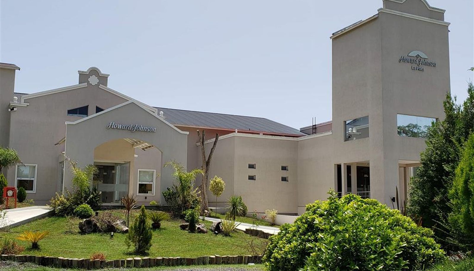 Vista esterna - Howard Johnson by Wyndham La Plata