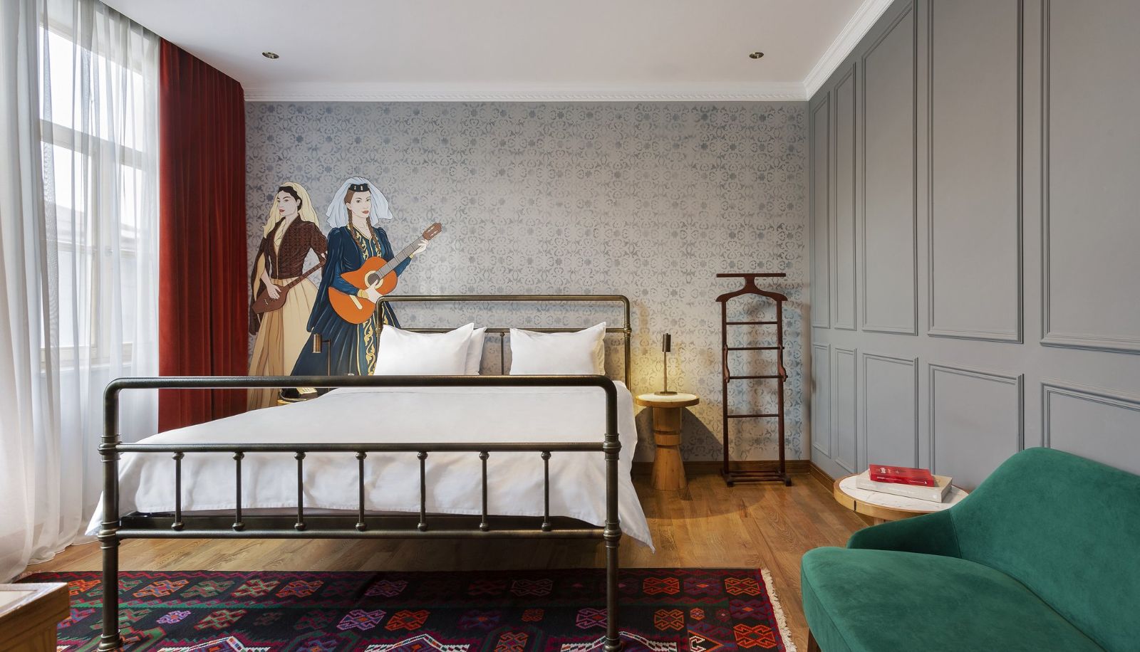 Zimmer - The Blue Fox Hotel