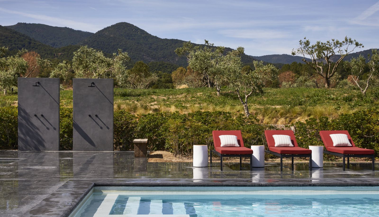 Info - UP Ultimate Provence Hotel