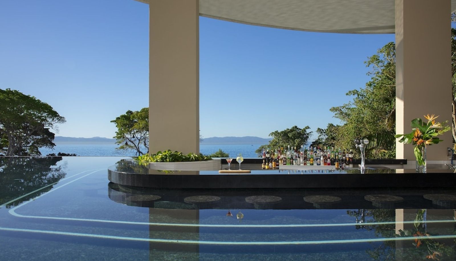 Zwembad - Secrets Bahia Mita Surf and Spa