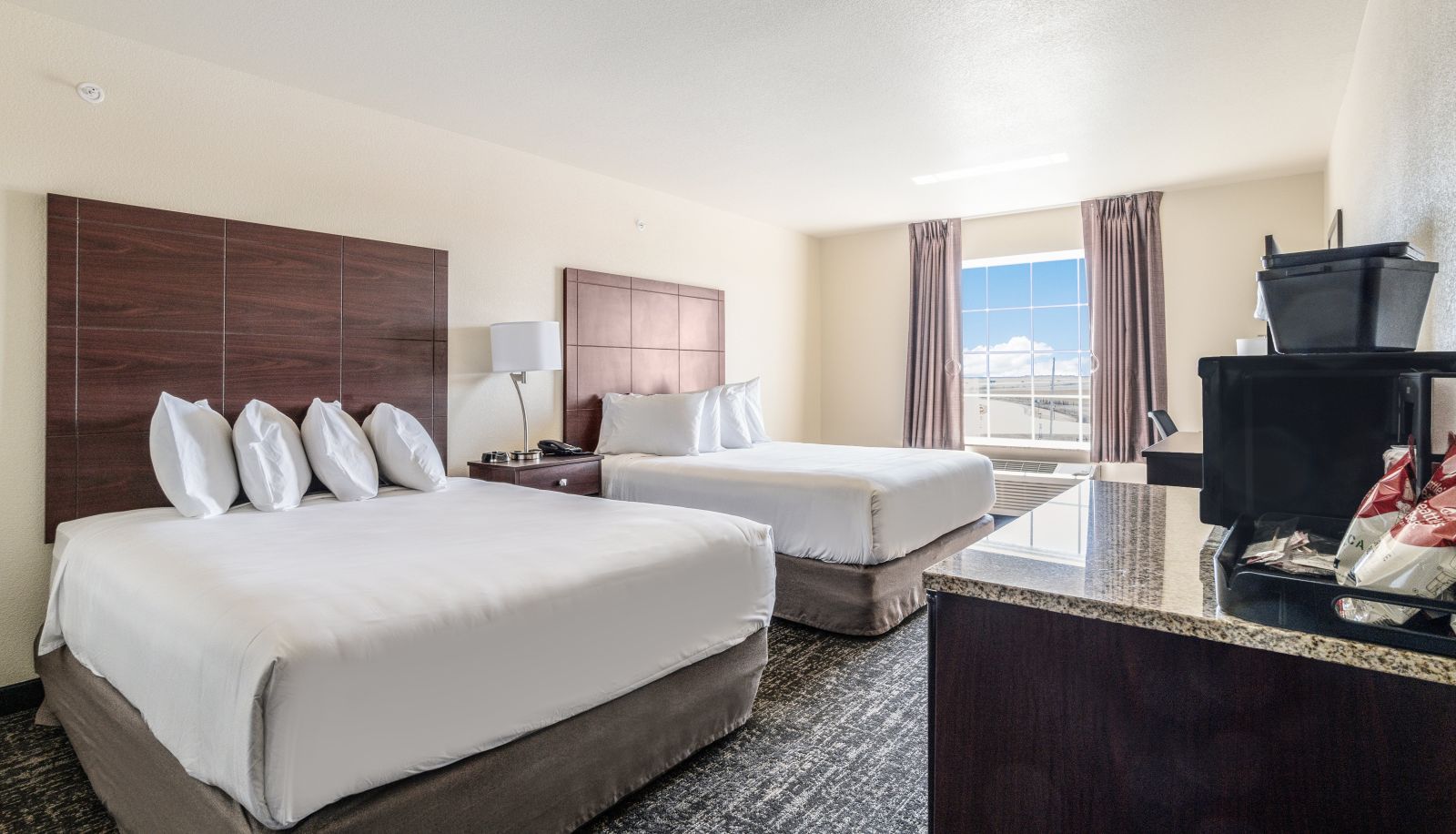 Zimmer - Cobblestone Hotel & Suites - Newport