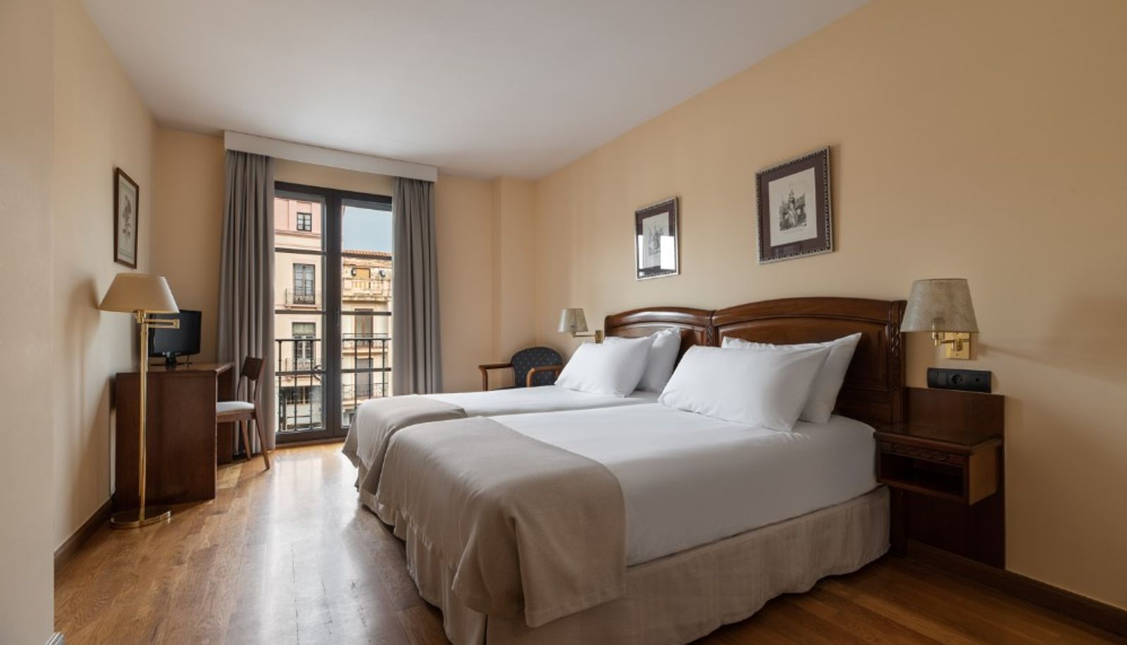 Info - EXE ASTUR PLAZA