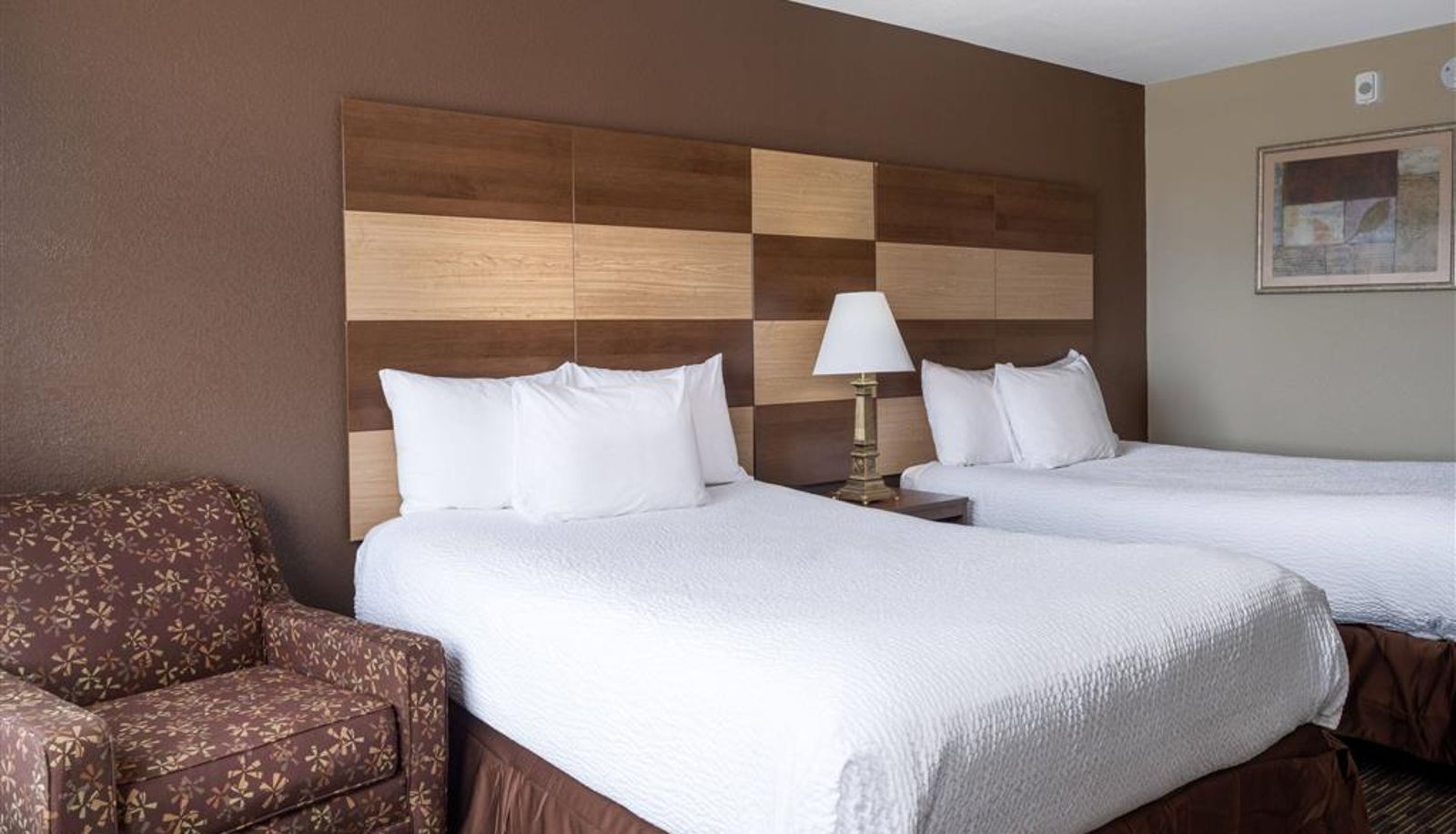 Kamer - AmericInn by Wyndham Cedar Rapids North