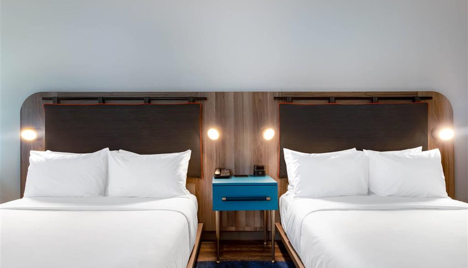 Camera - TRYP by Wyndham Orlando