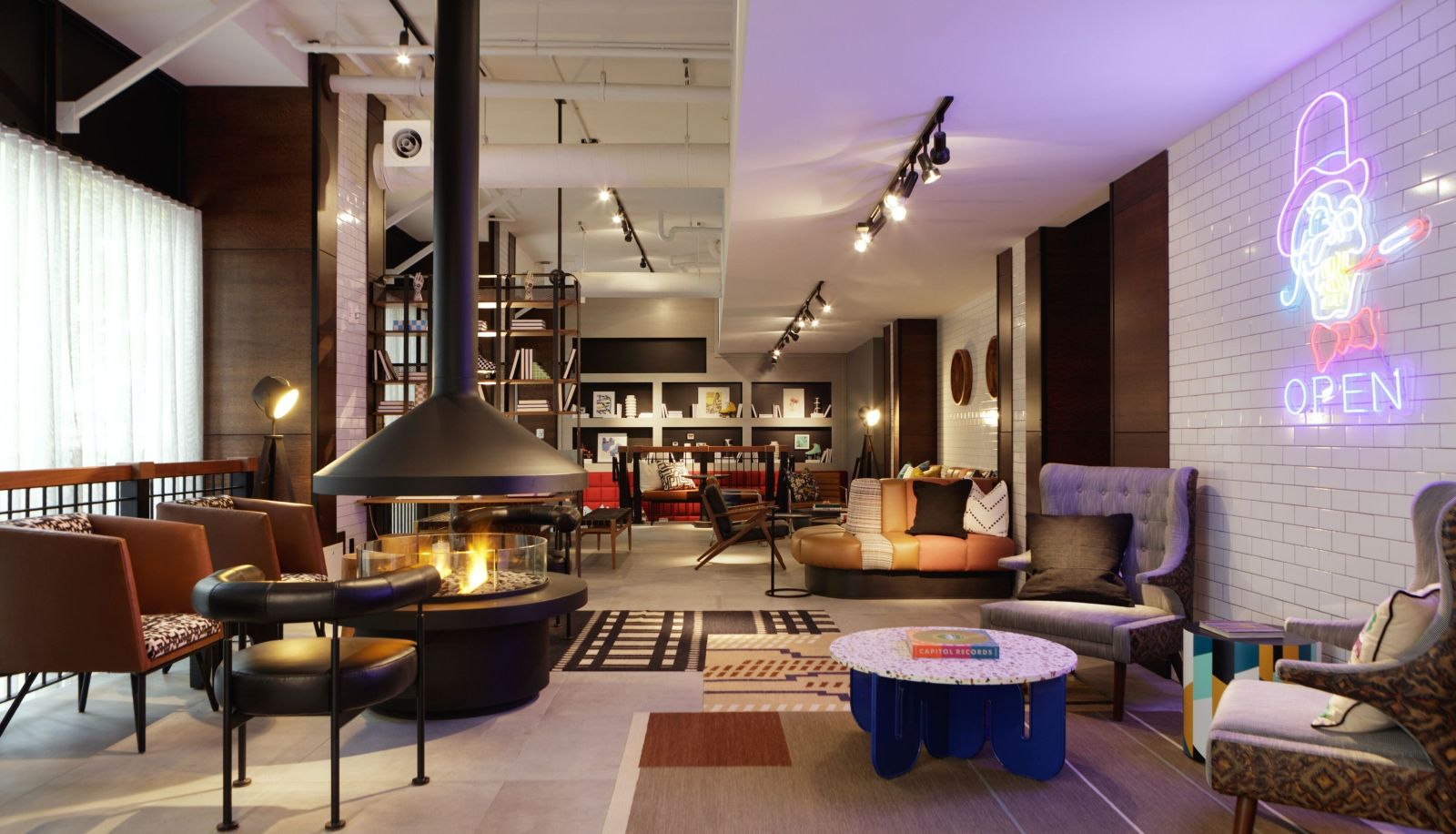 Lobby - Moxy Richmond Downtown