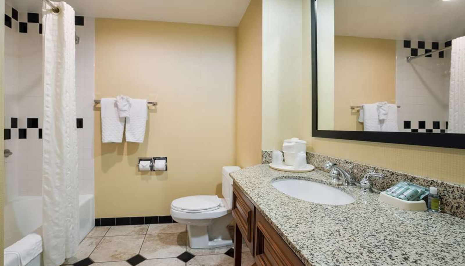 Room - Best Western Grand Victorian Inn
