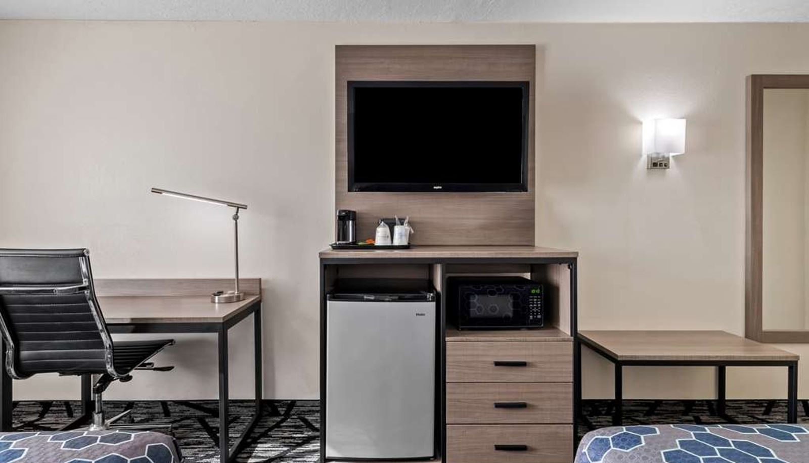 Camera - SureStay by Best Western Duncan