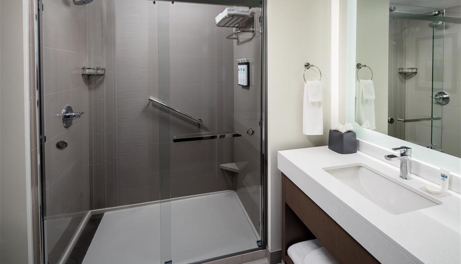 Room - Hyatt House Vacaville