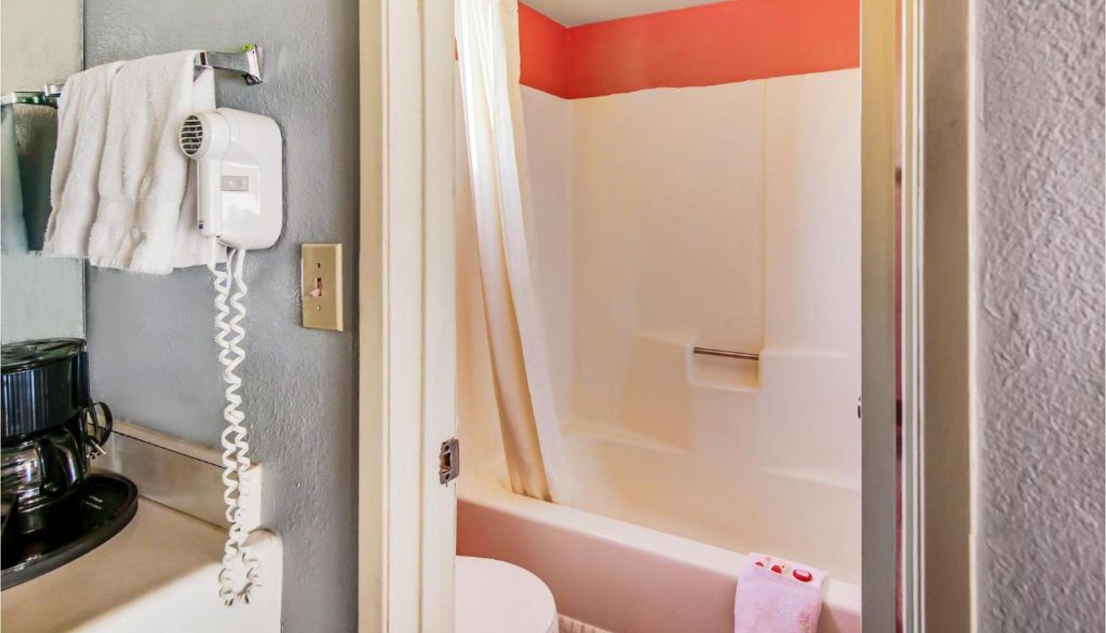 Room - Hotel Europa Ridgecrest