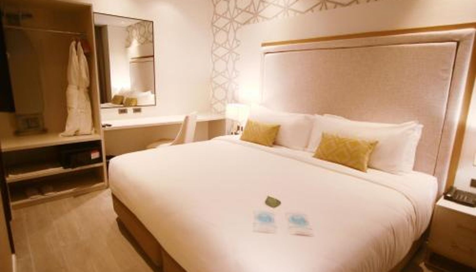 Room - Summit Hotel Naga
