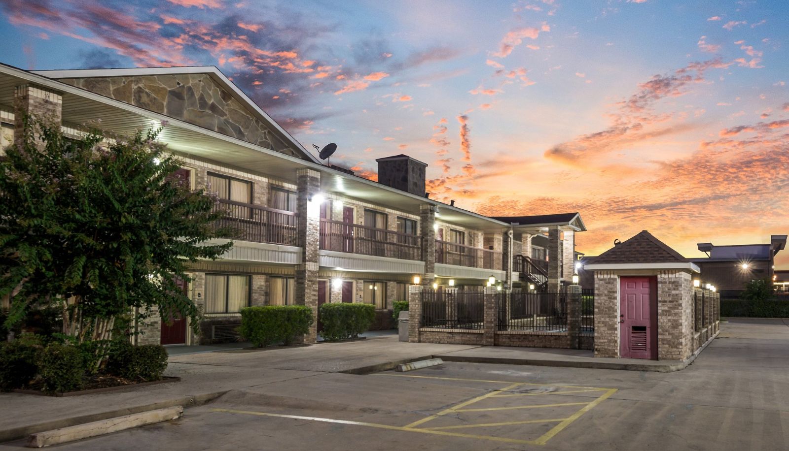 Info - Red Roof Inn Conroe North - Willis