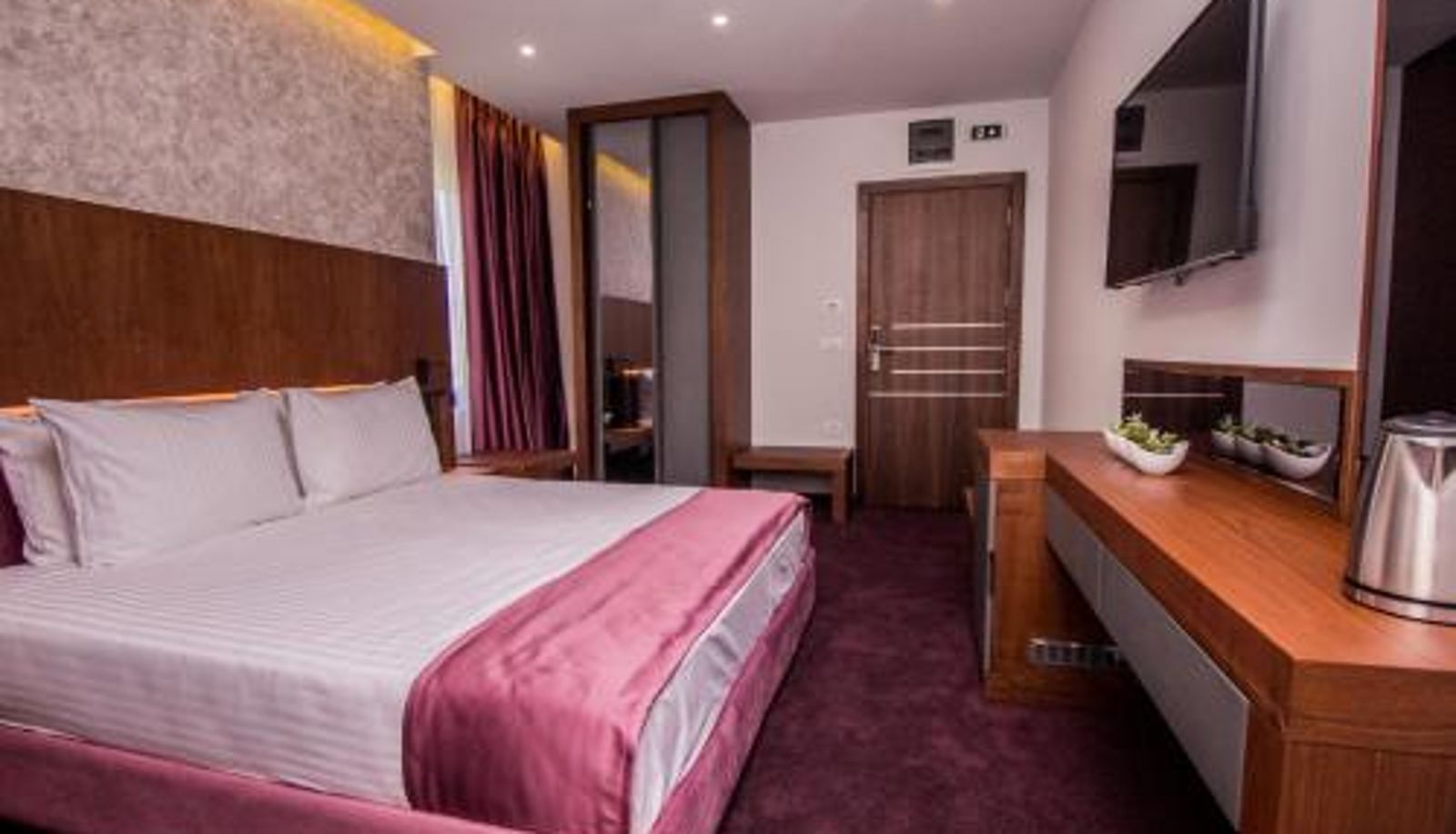 Kamer - Hotel Bograd - Apartments & Lounge Station