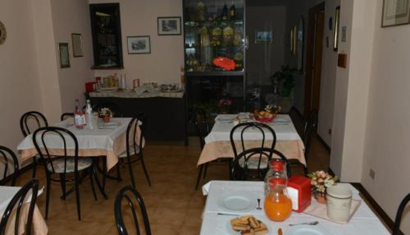 Sala śniadaniowa w restauracji - Hotel Santa Maria