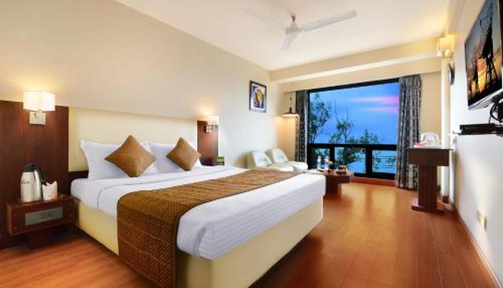 Zimmer - Honeymoon Inn Mussoorie