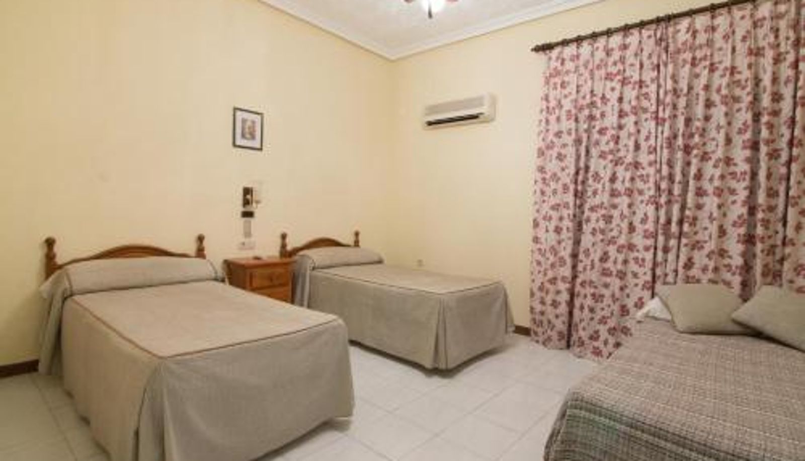 Habitación - Hostal Santa Ana