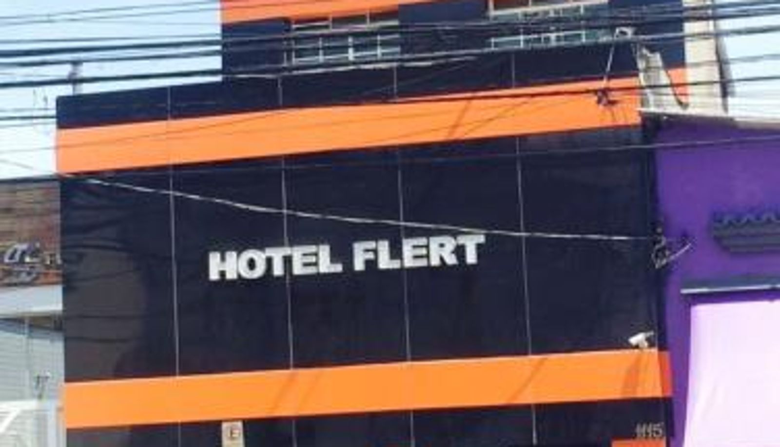 Info - Hotel Flert Santana