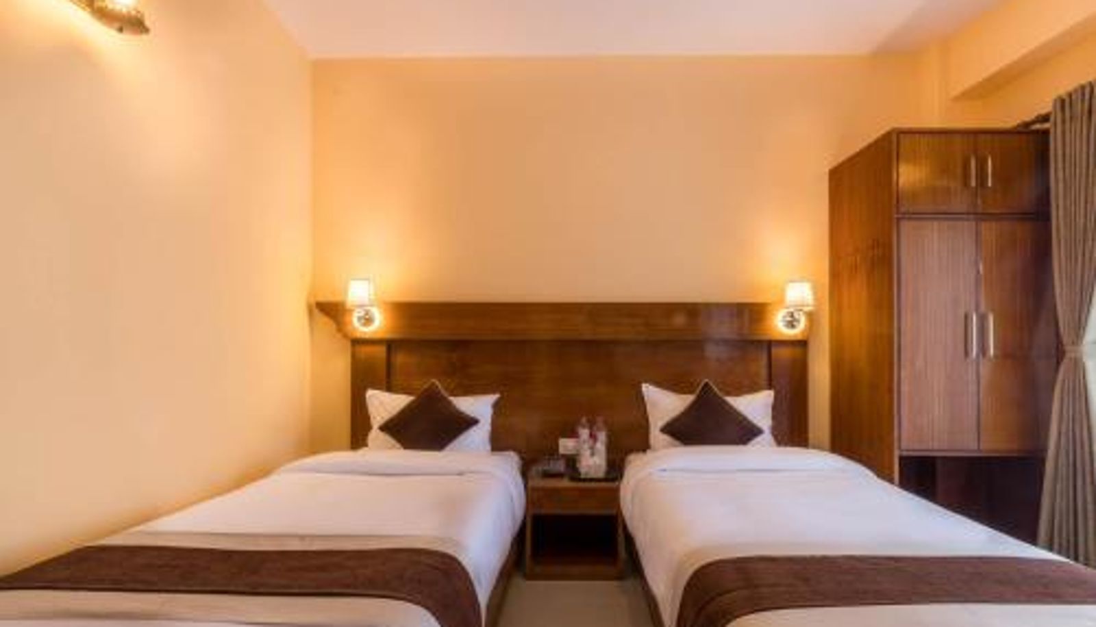 Room - Hotel Lake Shore