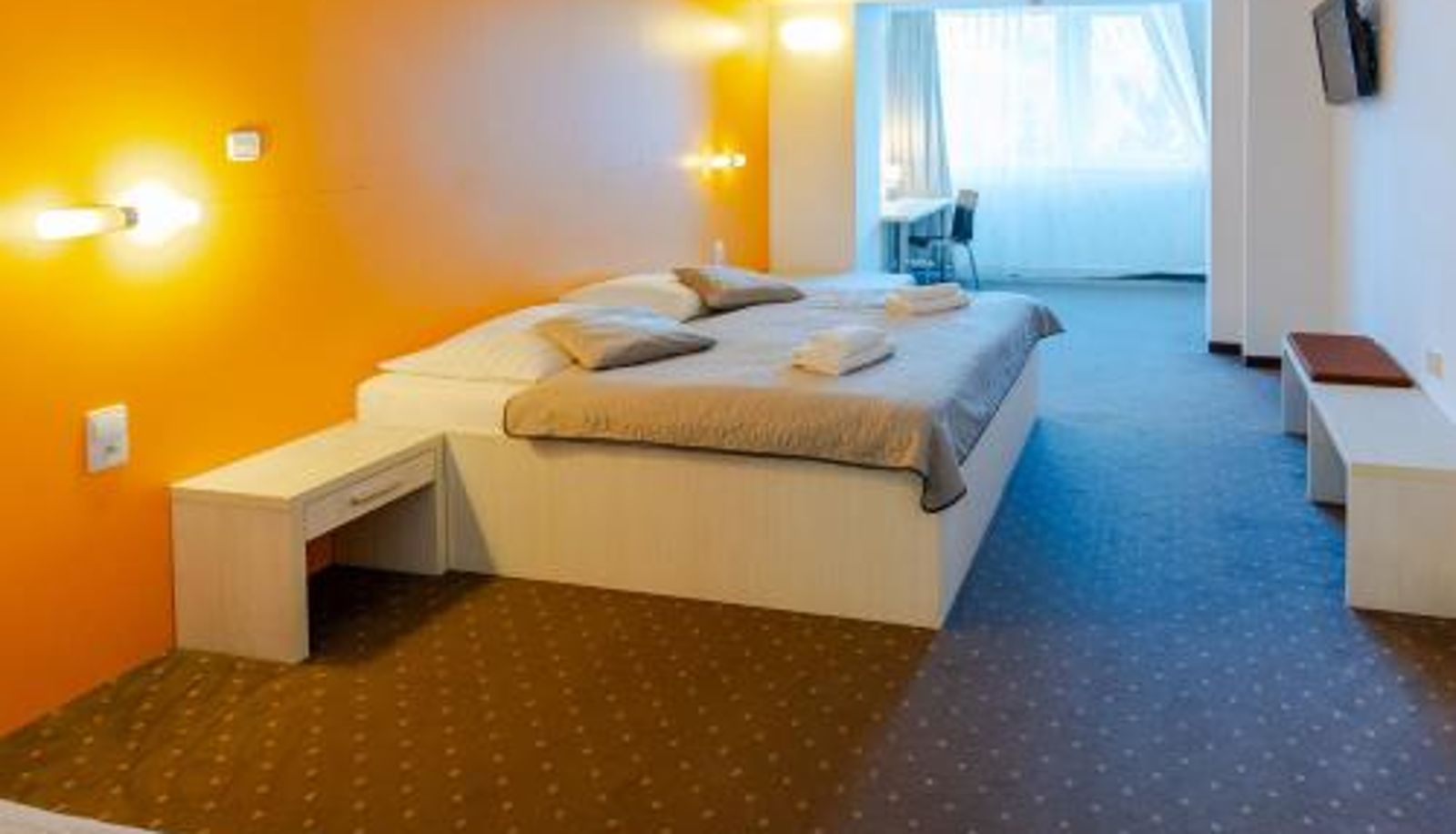 Información - Hotel Ostredok