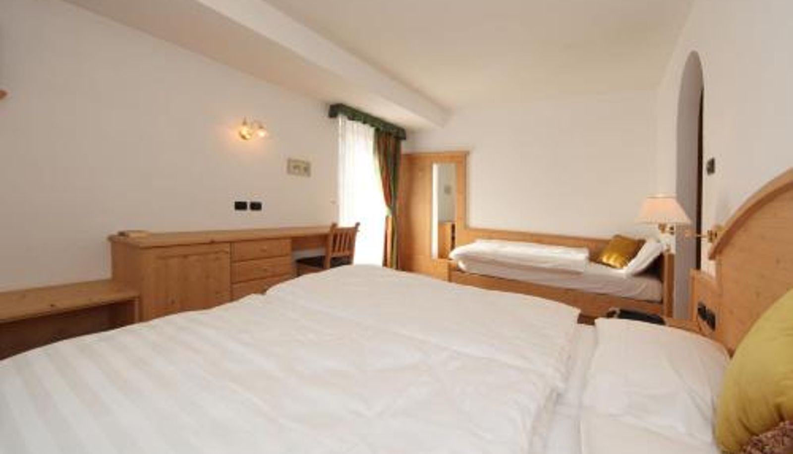 Dreibettzimmer - Hotel El Pilon