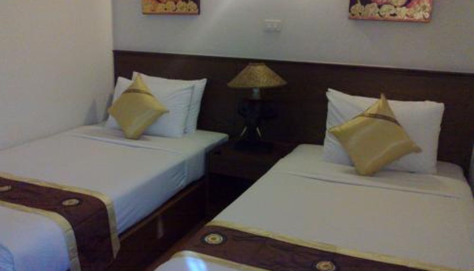 Room - Top North Hotel