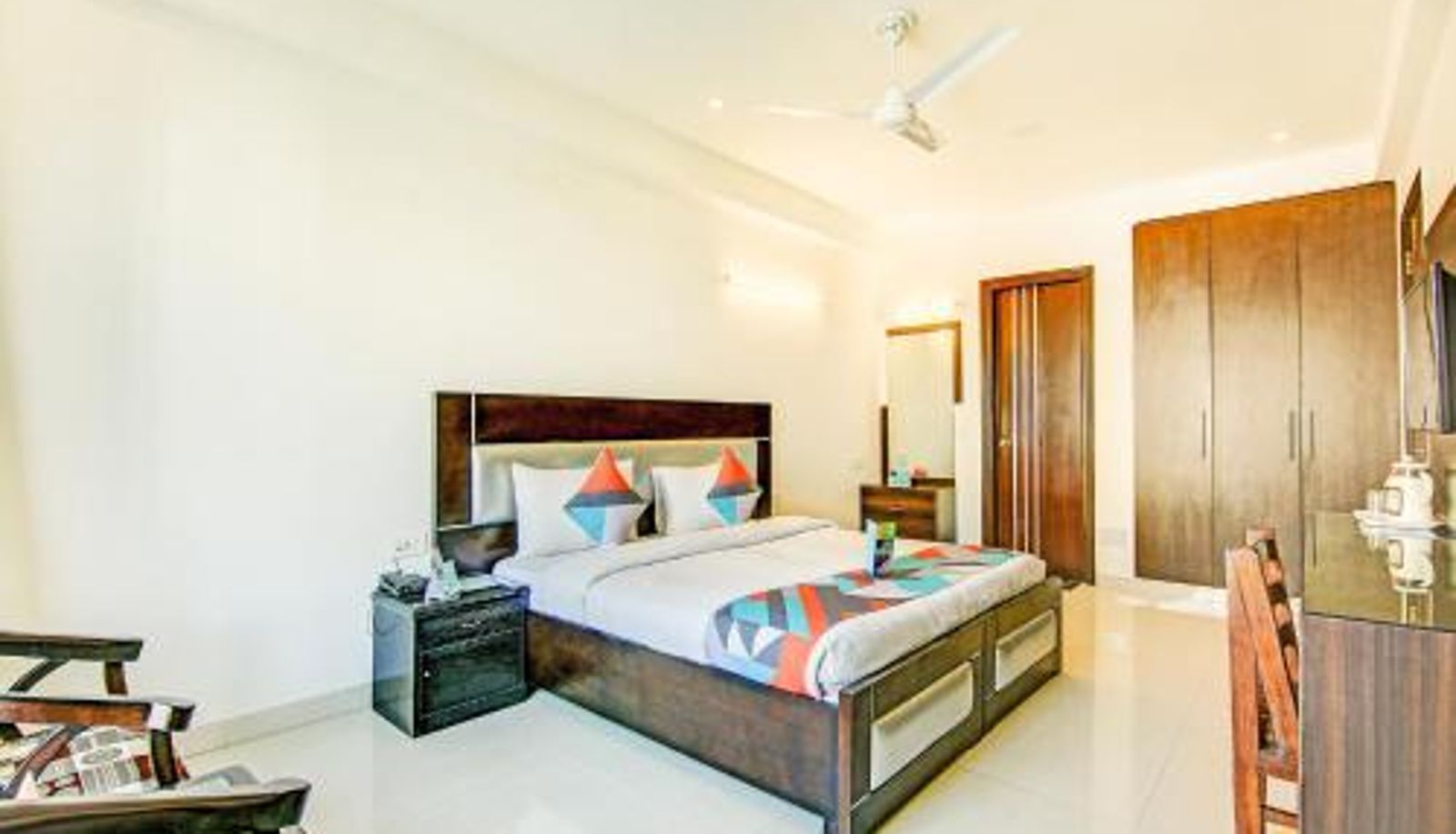 Camera - Via Hemkunt Residency - Nr Yatharth Super Speciality Hospital - Noida 110