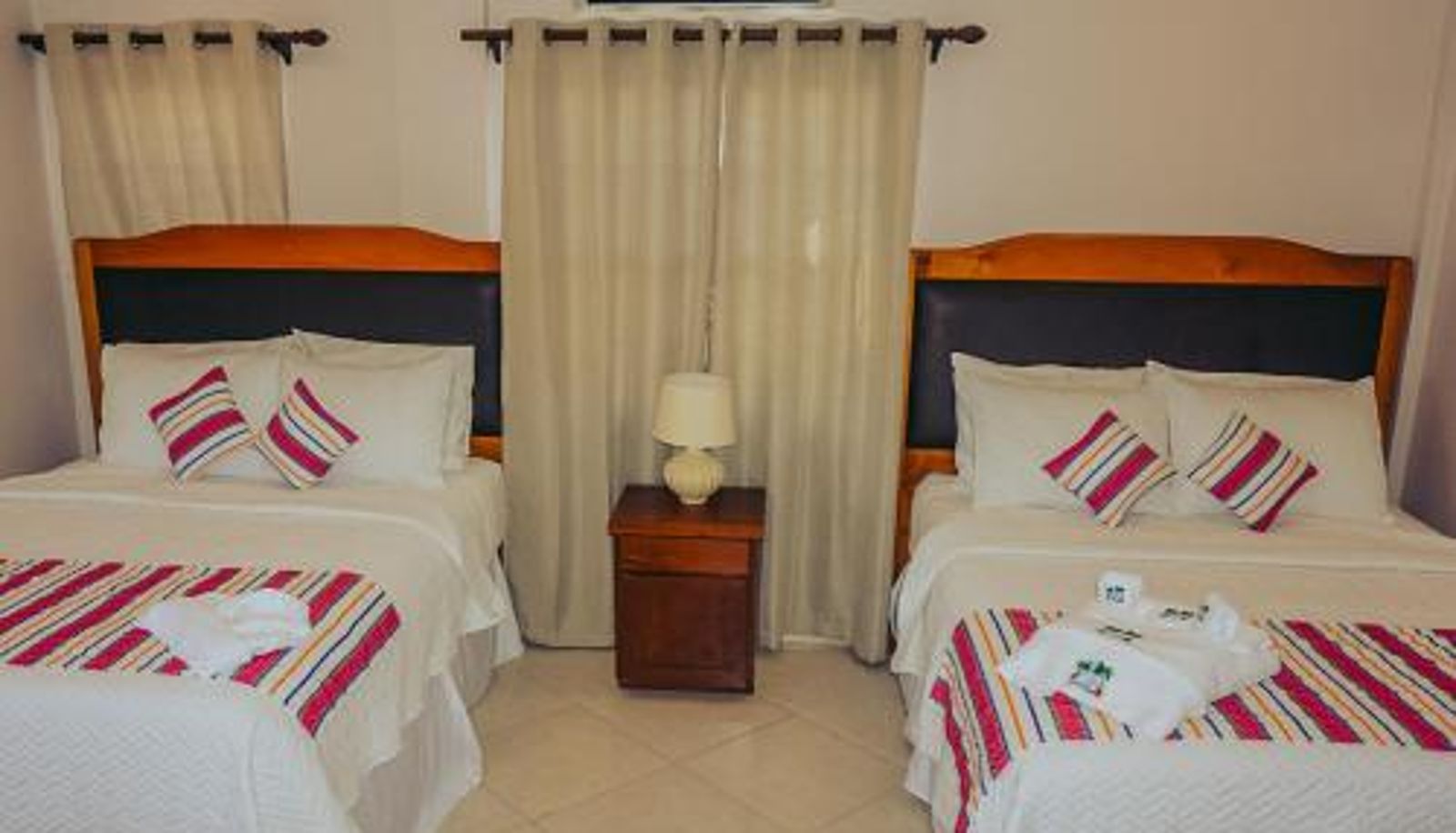 Suite - La Isla Resort