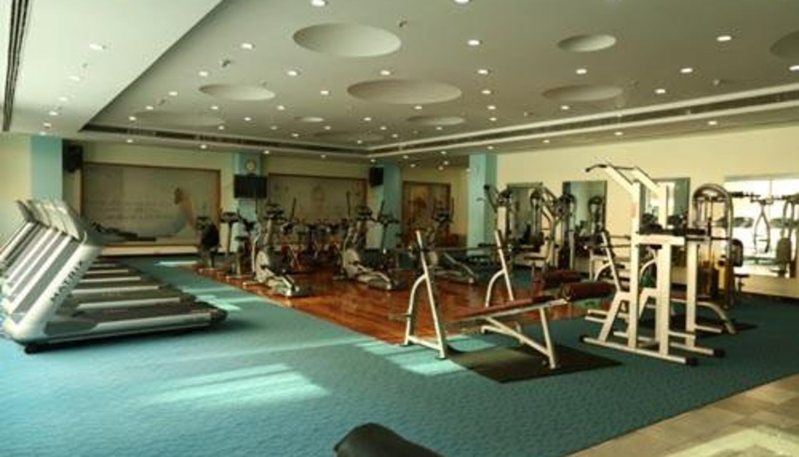 Espace bien-être et fitness - NIRVANA Luxury Hotel l Ludhiana