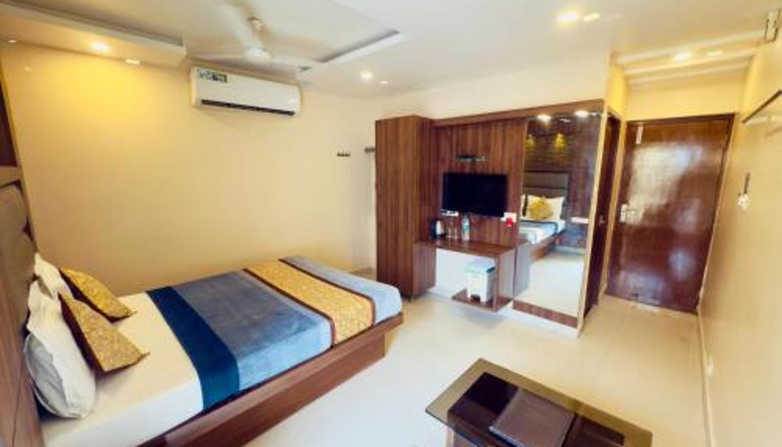 Chambre - The Hydel Park - Business Class Hotel - Near Central Railway Station