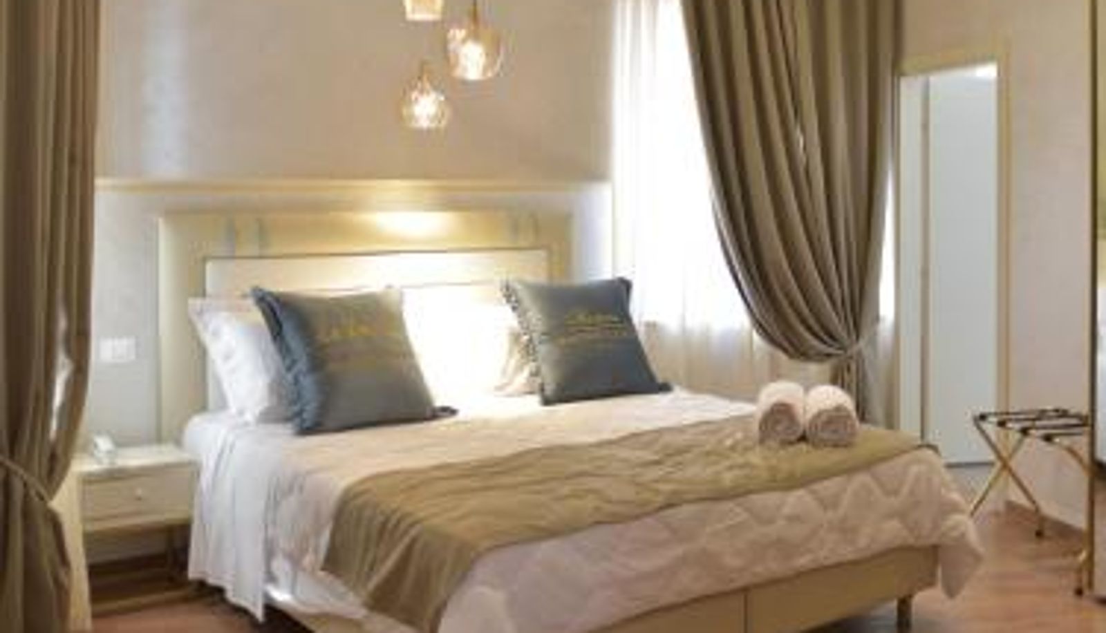 Room - Amsterdam Suite Hotel & SPA