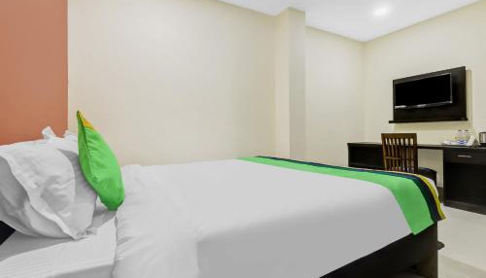 Kamer - Treebo Hotel Mobi VIP Airport