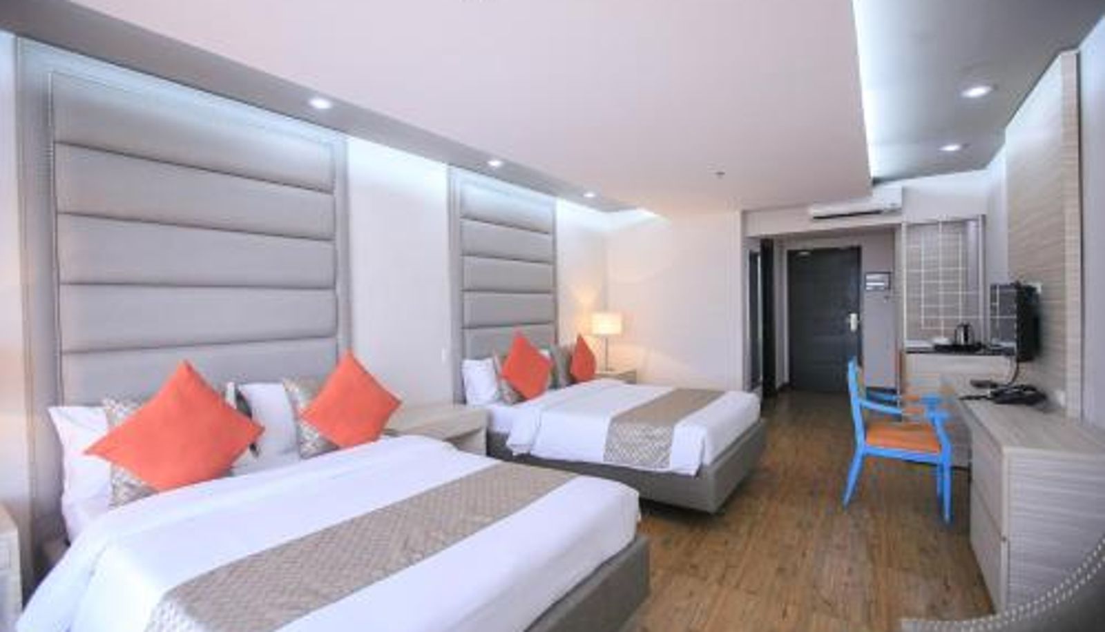 Info - La Maja Rica Hotel