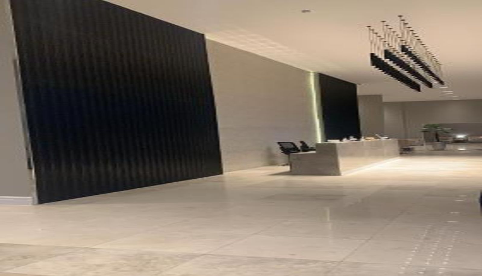 Réception - قولدن سكوير طريق الرياض Golden Square Riyadh Road