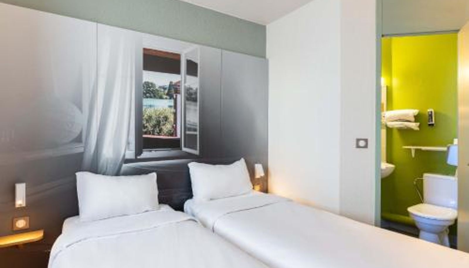 Room - B&B HOTEL Lyon Saint-Bonnet Mi-Plaine